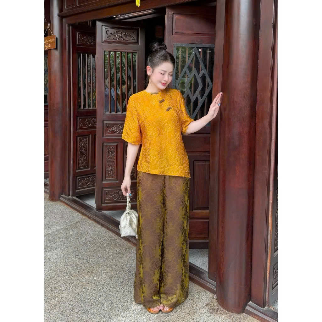 LAM027V004