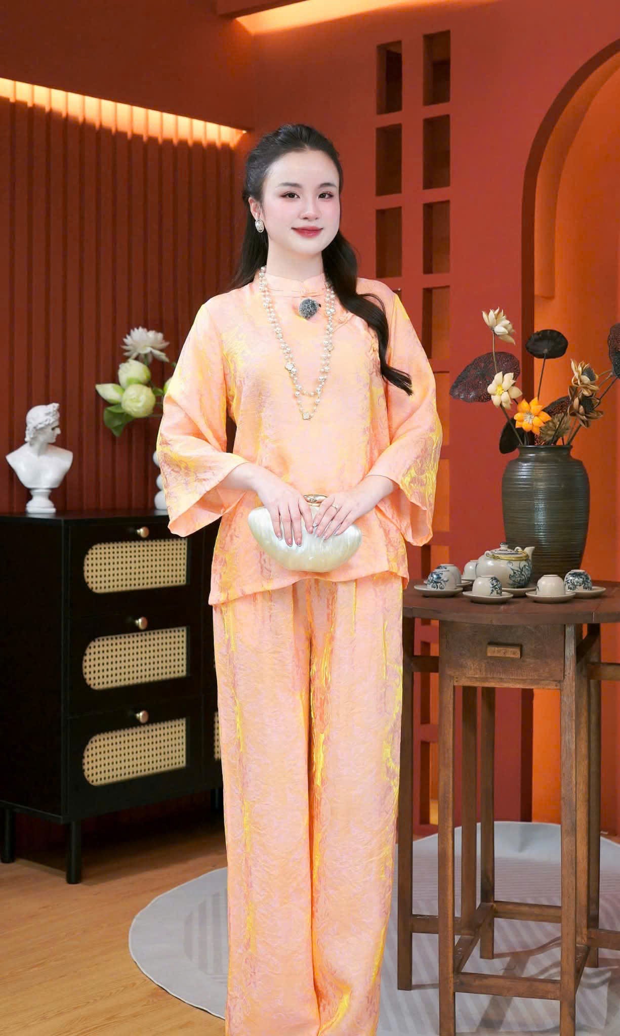 LAM019V014